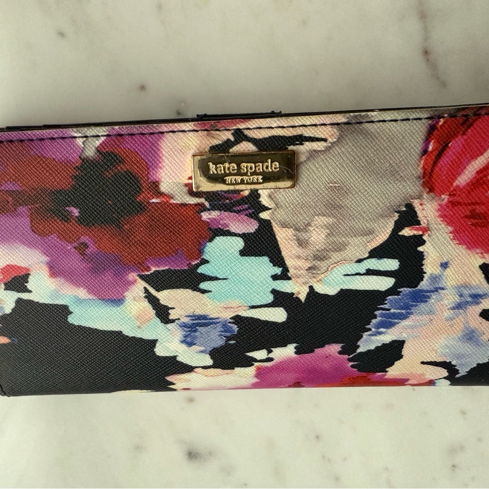 Kate Spade Black and Pink Wallet with Artistic Flair